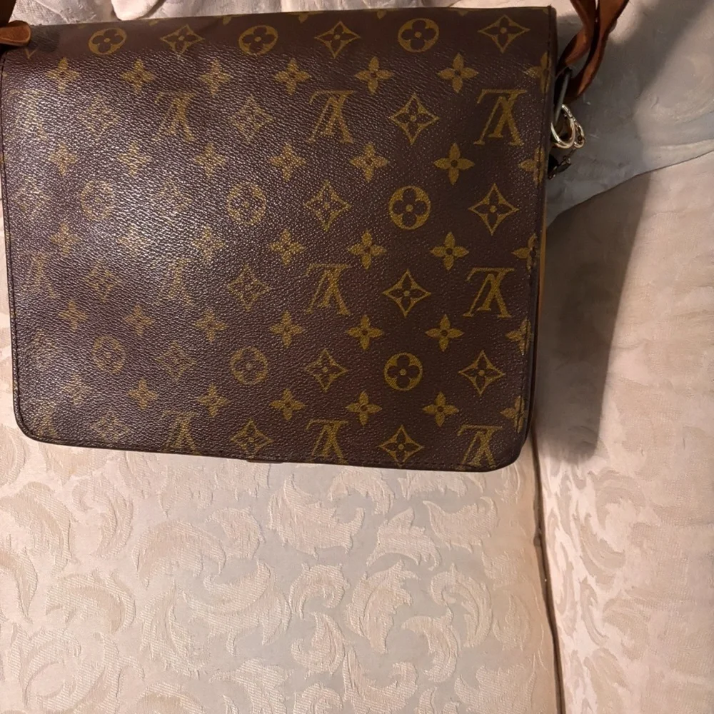 Louis Vuitton louis vuitton